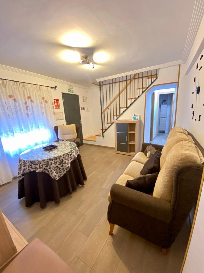 Appartamento Casa Godoy Caces Esterno foto